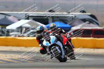 media/Apr-09-2022-SoCal Trackdays (Sat) [[c9e19a26ab]]/Turn 2 (1140am)/